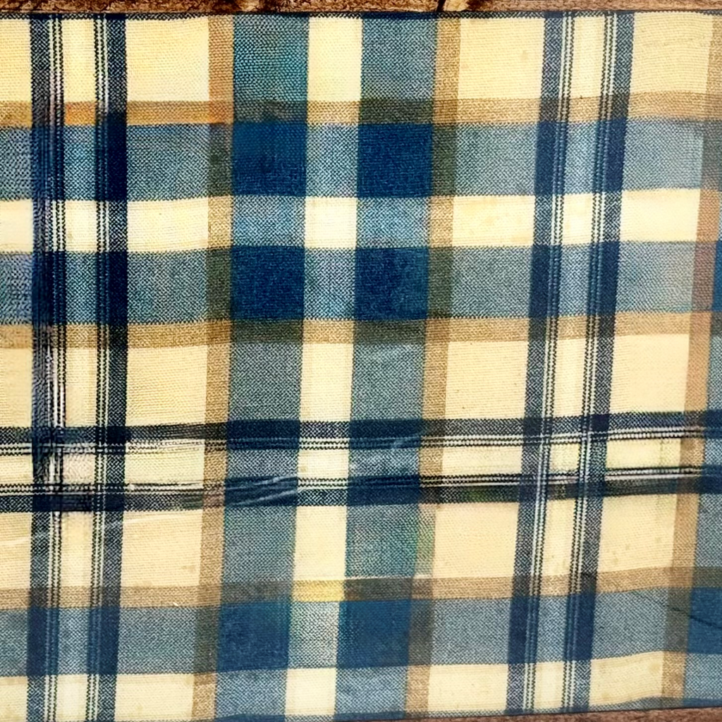 Cottage Plaid Wooden Tray
