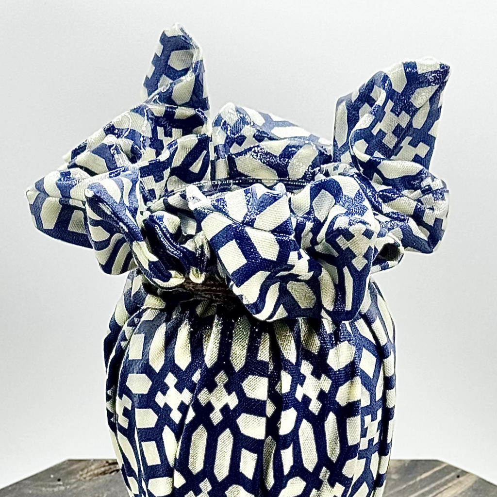 Navy Lattice Glass Vase